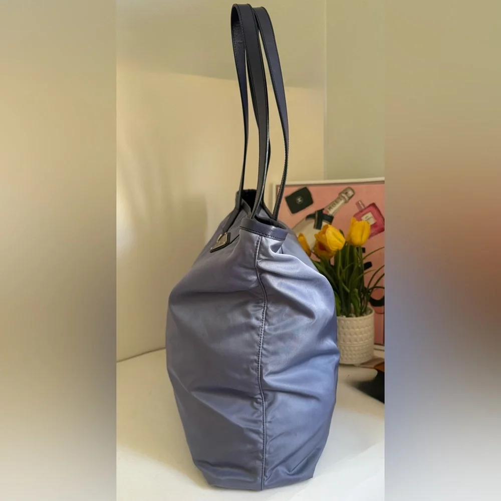 Prada Nylon Tote Bag-blue Large shoulder bag 🌟 - Picture 7 of 15